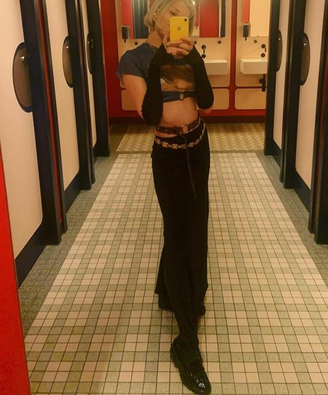 Aurora Aksnes nice actress pic