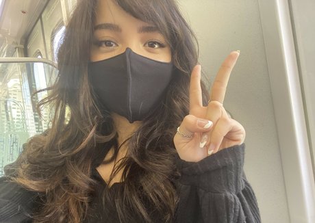 Cinnabrit pornstar adult picture