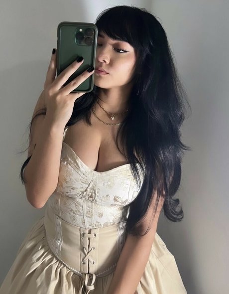 Cinnabrit top star photos