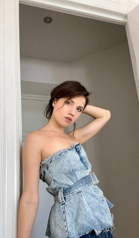 multicutie nudes model picture