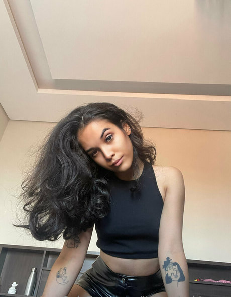 stepdaughter onlyfans beautiful xxx photos