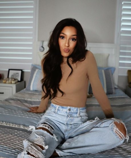 teen young onlyfans sex image