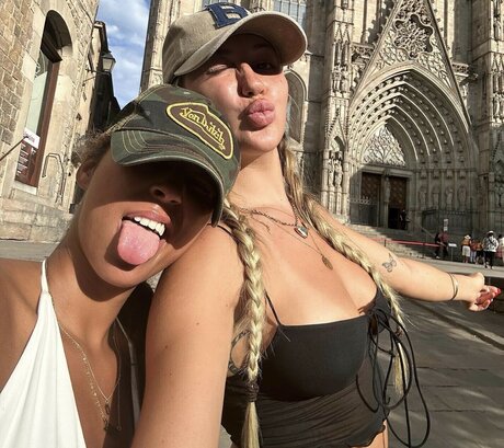 Kiwi Stunner Tasmyn Rose actress pics