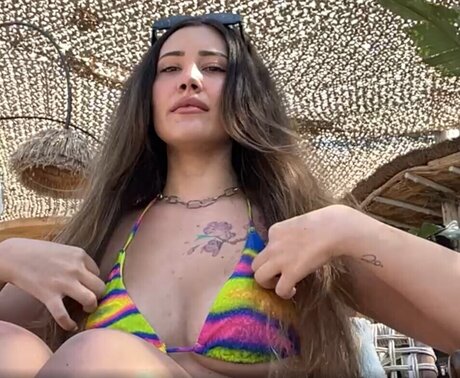 _zge Azunyan hot pornstar pics