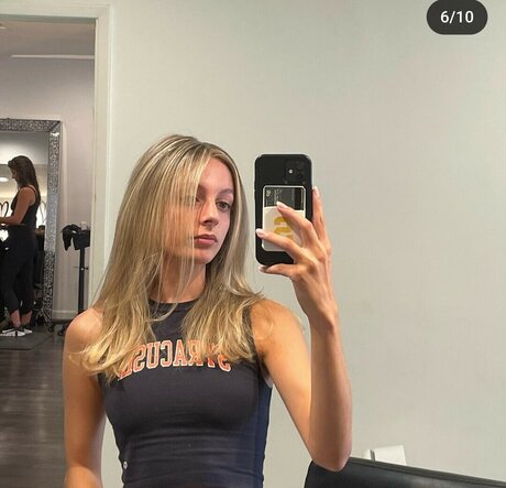 Julia Dicesare star porn picture