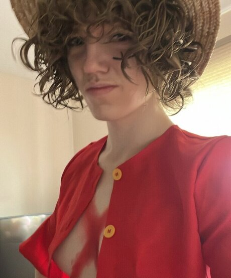 eviedotgym pornographic actress archive