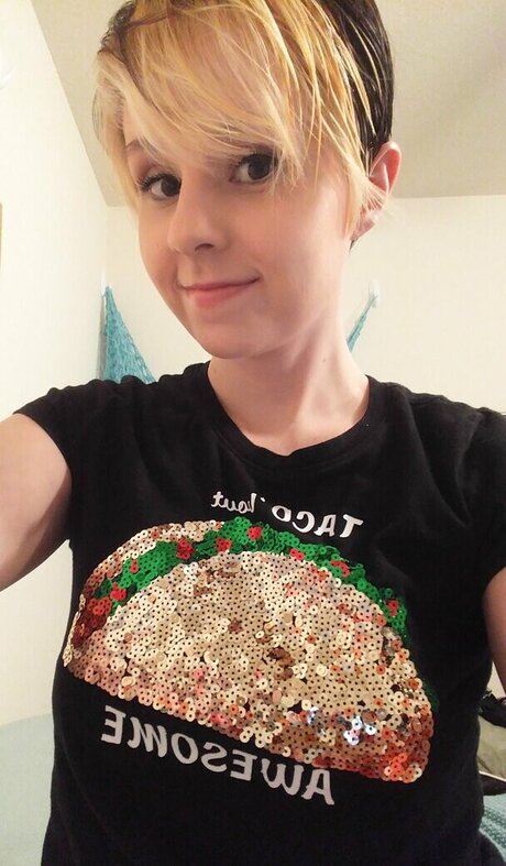 Lydia Sweets model pornographic image