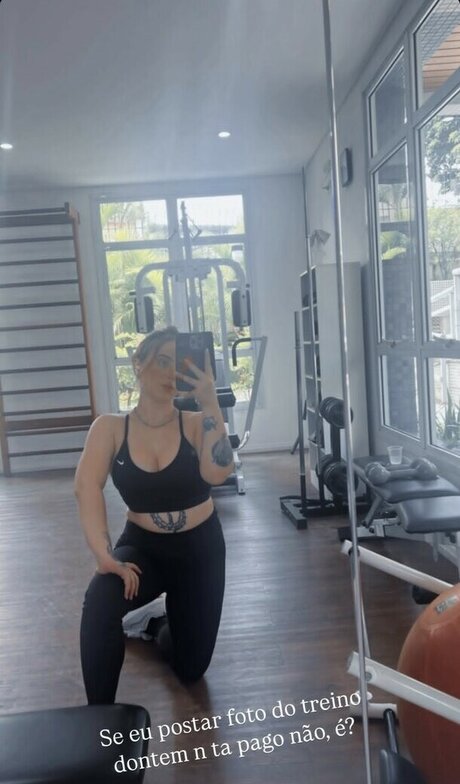 Leticia Motta model top galleries