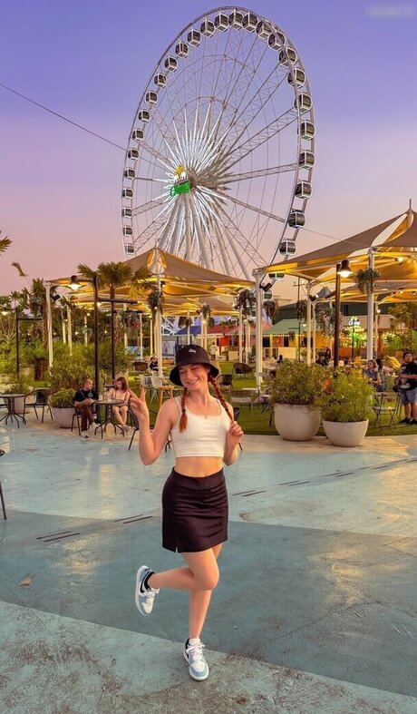 petite slut onlyfans hot xxx image