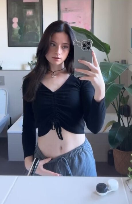 Anica Zimmermann star xxx pictures