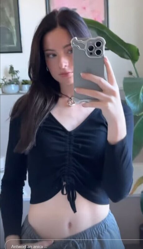 Anica Zimmermann model hd pics