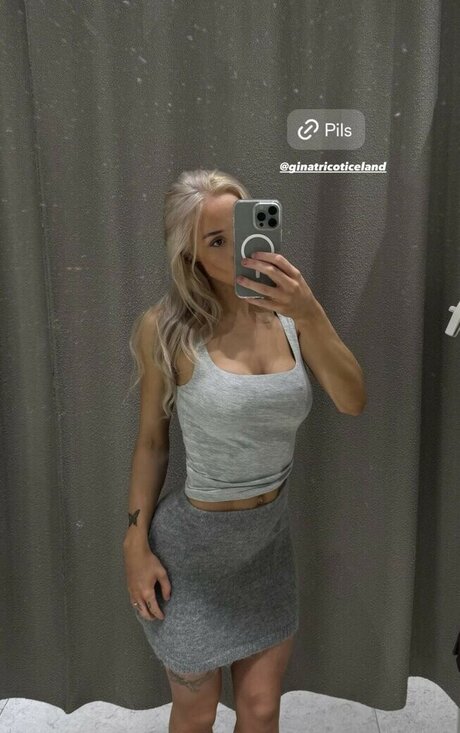 hair onlyfans adult image