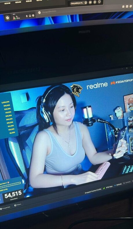 asian girlfriend onlyfans porn photos