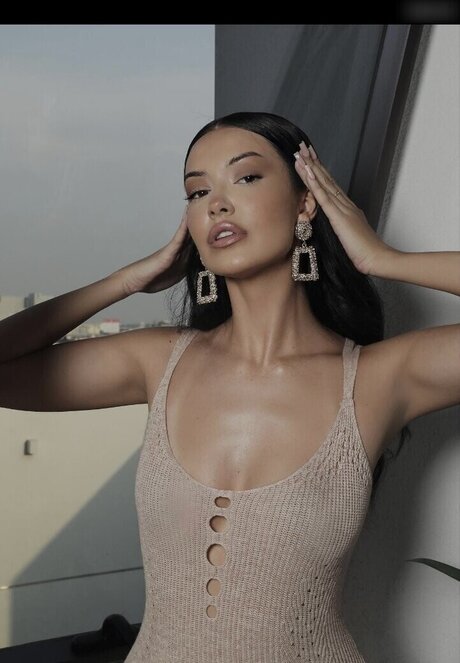 Enisa bukvic naked actress photos