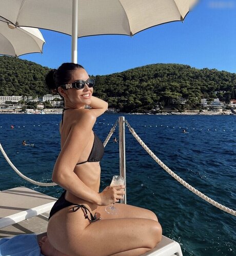 Enisa bukvic free pornstar gallery