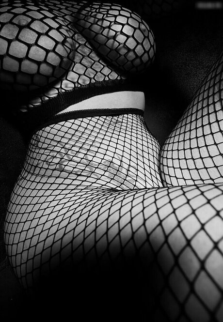 girl on girl onlyfans beautiful nude img