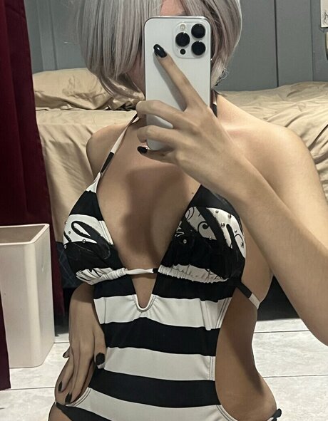 beauty nude onlyfans pornographic image