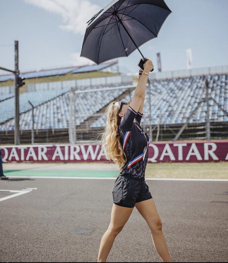 Sophia Fl rsch beautiful actress image