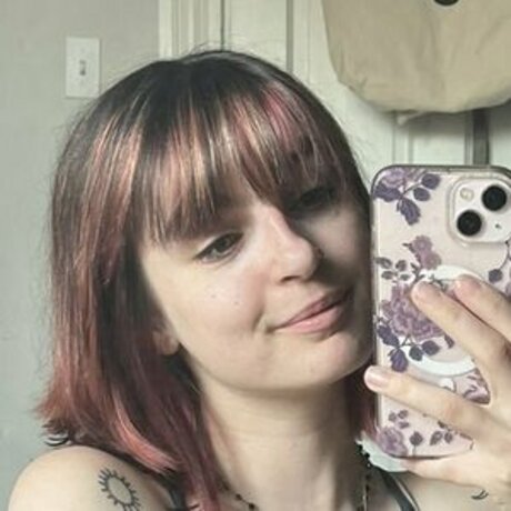 shemale cum in mouth onlyfans naked pic