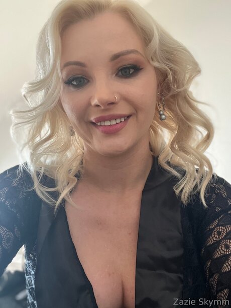 zazieskymm nice star picture