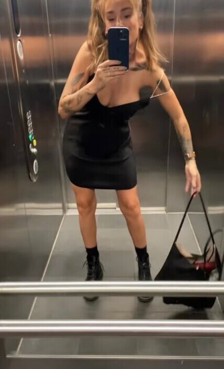 fight onlyfans art naked galleries