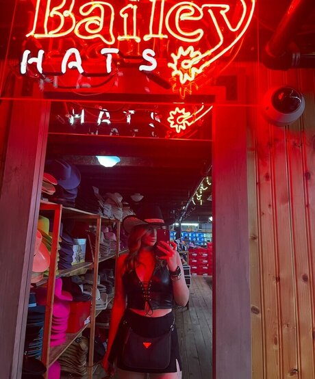 Ema Jane White emajanee emajane white pretty pornstar images