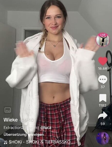 girl on girl onlyfans beautiful nude picture