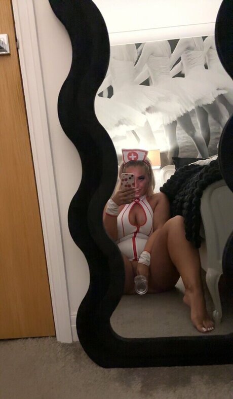 Bigboobzbarbie model xxx img