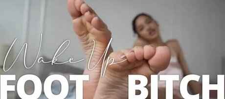 Bad Bella star nude pictures