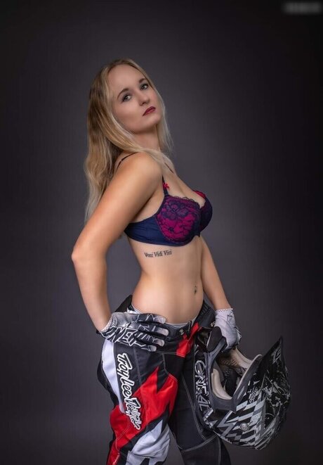 Michellegrsz 112 michelle exclusive actress image