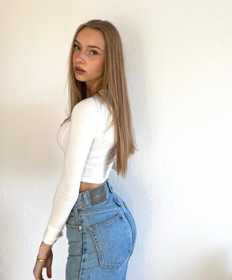 Celina Klug pornstar top images