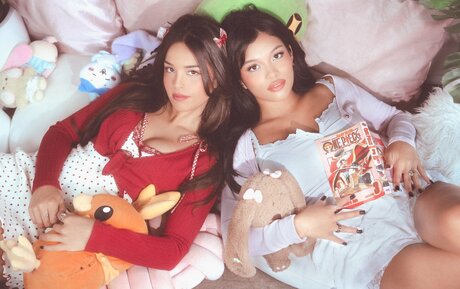 petite slut onlyfans hd photos