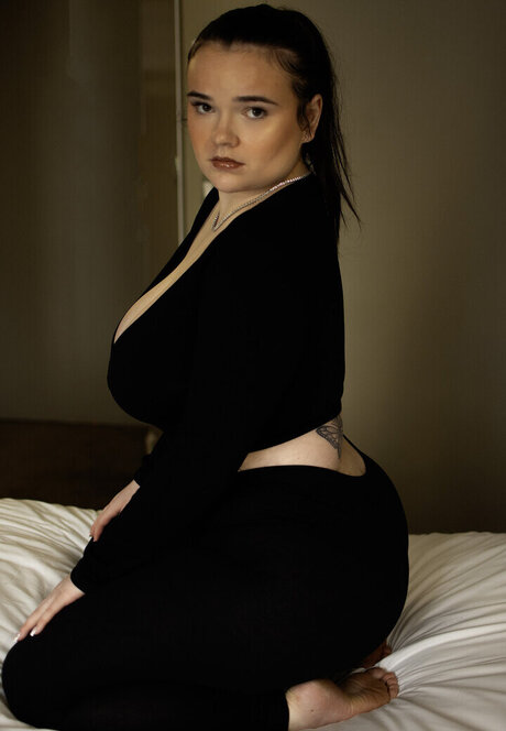 Katieexo134 pornographic star galleries