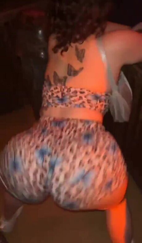 Katieexo134 pornstar hot img