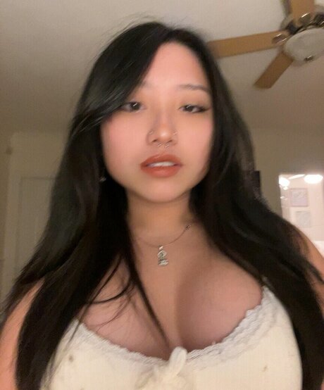 Violetngyn model pretty images