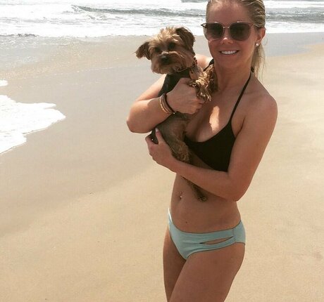 Crystal Hunt perfect model pictures