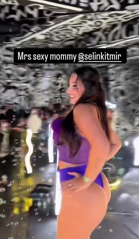 shemale cumshot onlyfans free xxx images