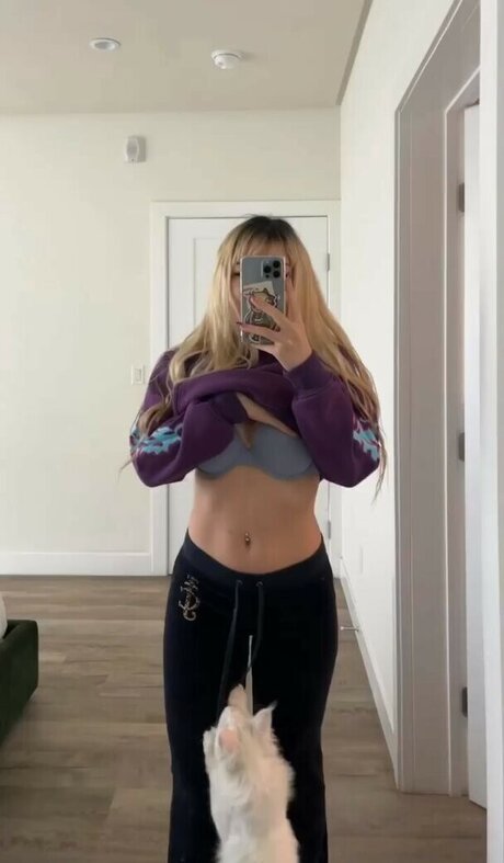 eggtardy adult model picture