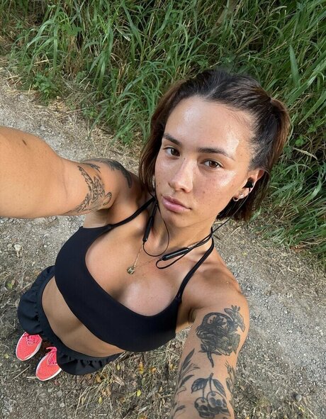 Lavagrll hd pornstar pic