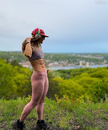 therealprincessofpersia model adult image