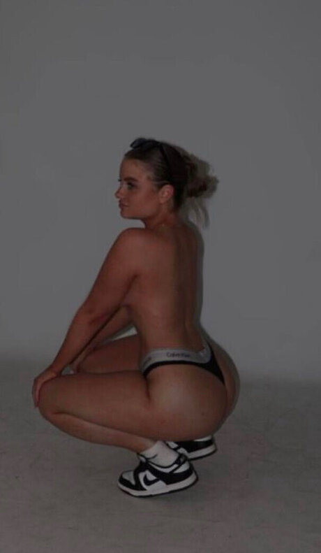 Milena Sing erotic star pics