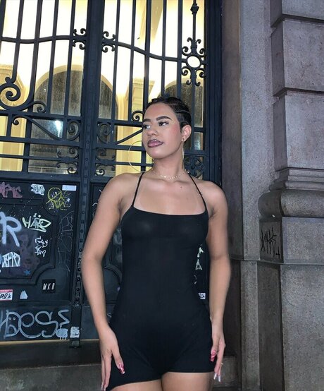 baddiejuu beautiful pornstar pic