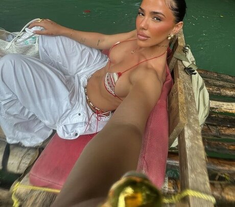 baddiejuu art actress archive