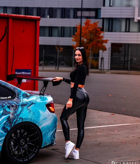 milf glasses onlyfans erotic galleries