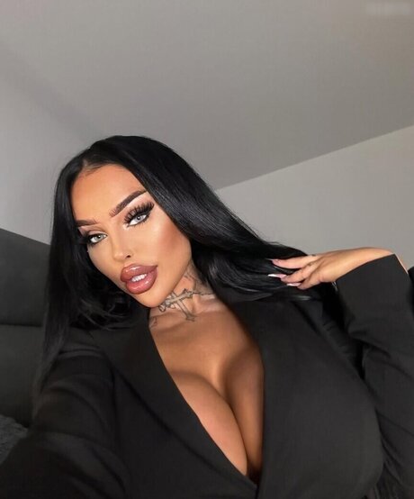 LolitaBonita model sex image