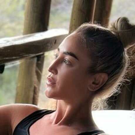 Olga Buzova model porn pictures