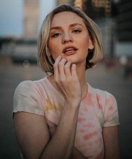 milf handjob onlyfans pretty pics