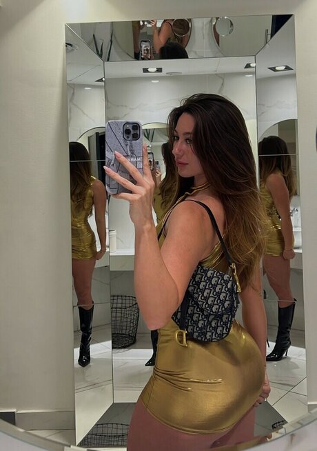 Nara Arce adult star images