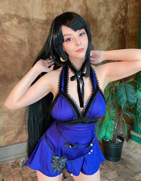 Tifa Cosplay model naked photos