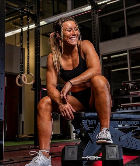 Lauren Stallwood perfect actress photo